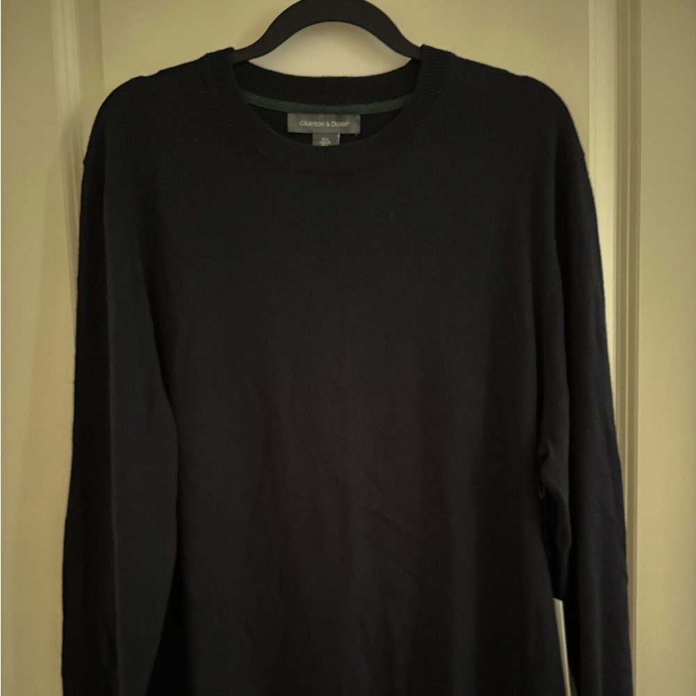 Men's Classic Navy Long Sleeve Knit